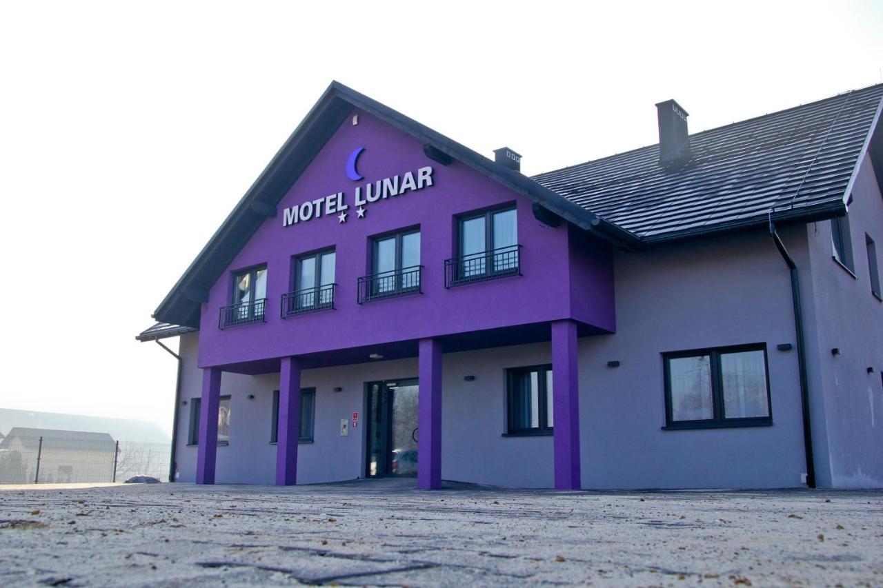 Motel Lunar Auschwitz Buitenkant foto